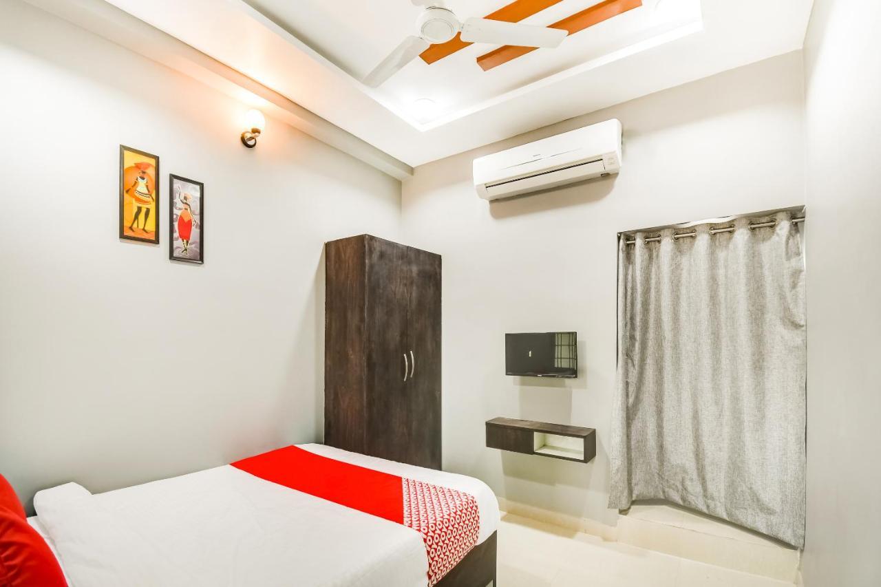 Oyo 60726 Hotel Vrindavan Bilaspur (Chhattisgarh) Bagian luar foto