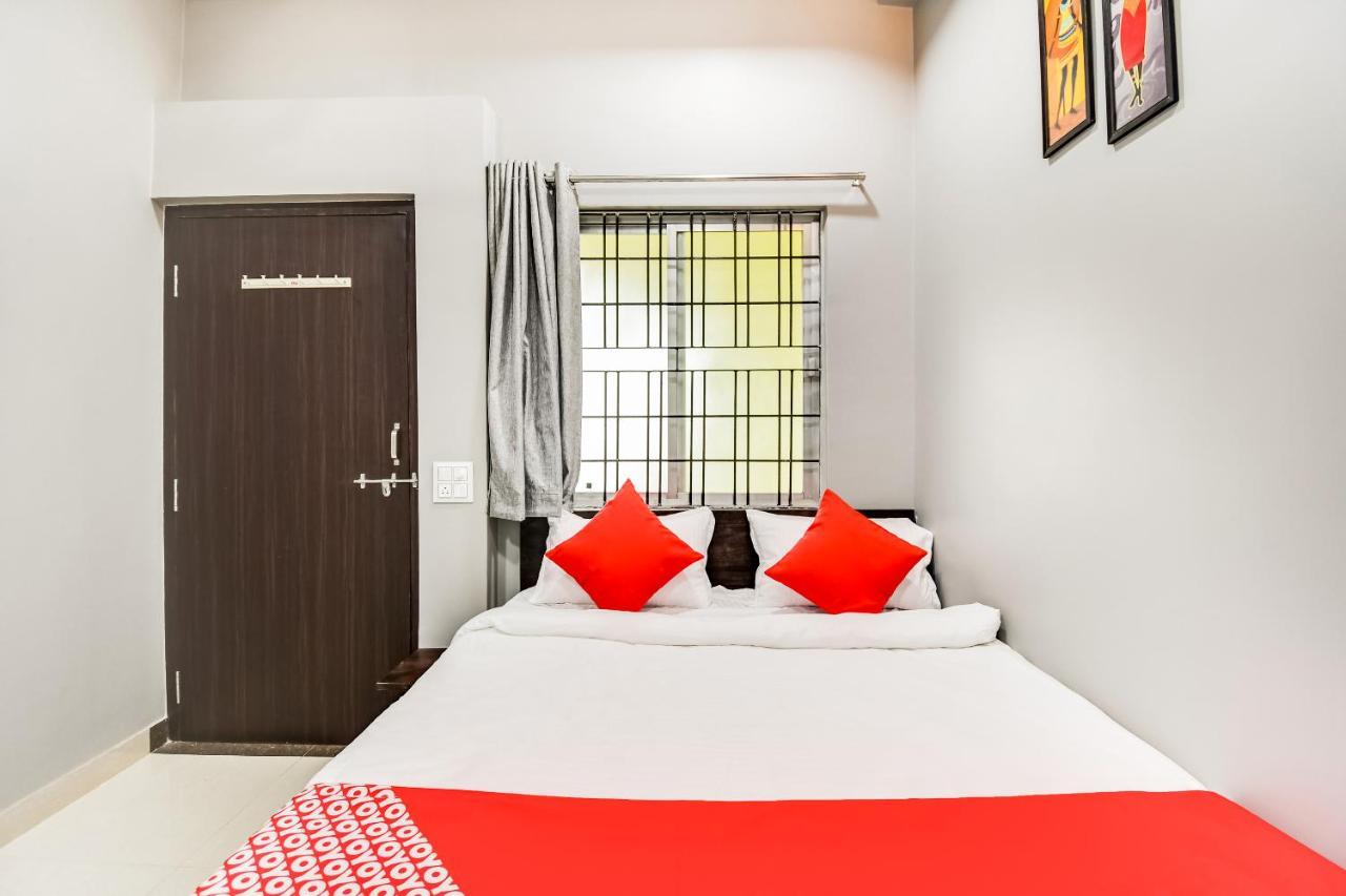 Oyo 60726 Hotel Vrindavan Bilaspur (Chhattisgarh) Bagian luar foto
