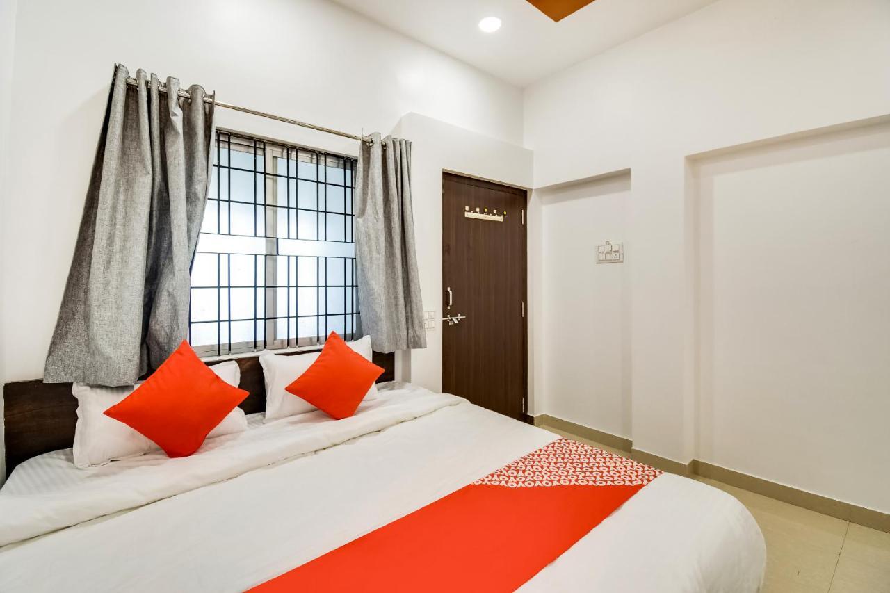Oyo 60726 Hotel Vrindavan Bilaspur (Chhattisgarh) Bagian luar foto